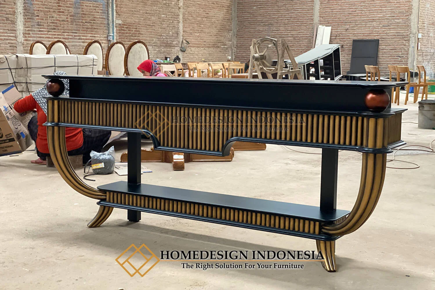 Meja Konsol Mewah Jepara Klasik Excellent Motif HD-41.1