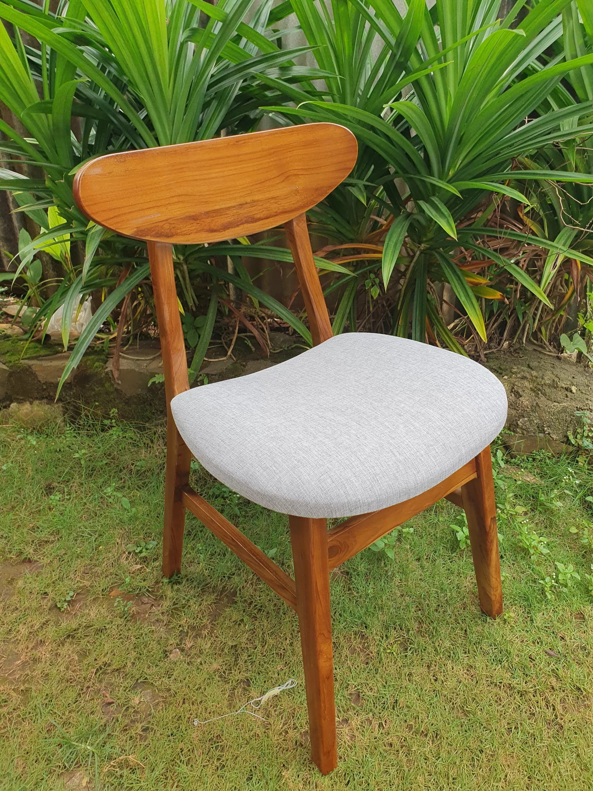 Kursi Makan Minimalis Klasik Vintage Jati Excellent HD-91