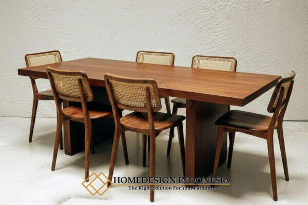 Meja Makan Kayu Utuh Minimalis Cantik Natural Walnut HD-1800